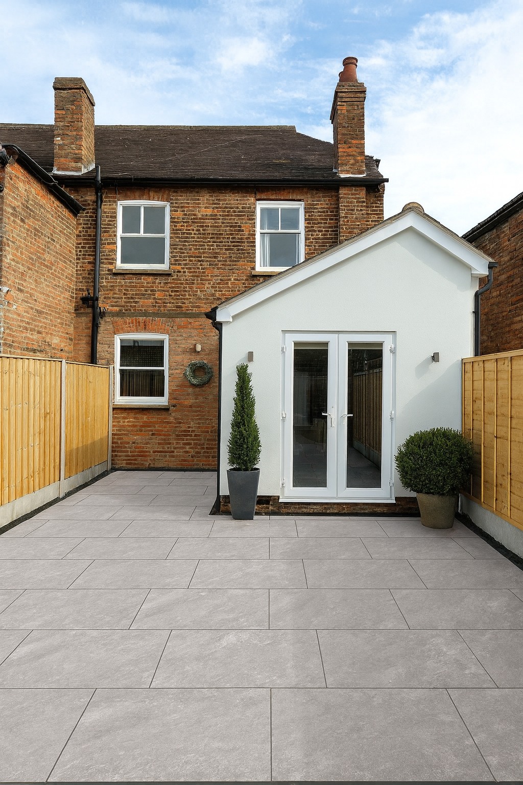 WhatsApp Image 2025-12-08 at 21.53.57 (1)